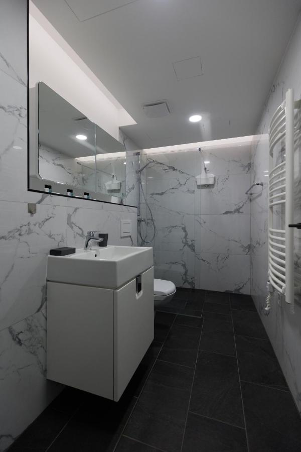 Villa Bauhaus Wellness Apartman 102 Сиофок Екстериор снимка